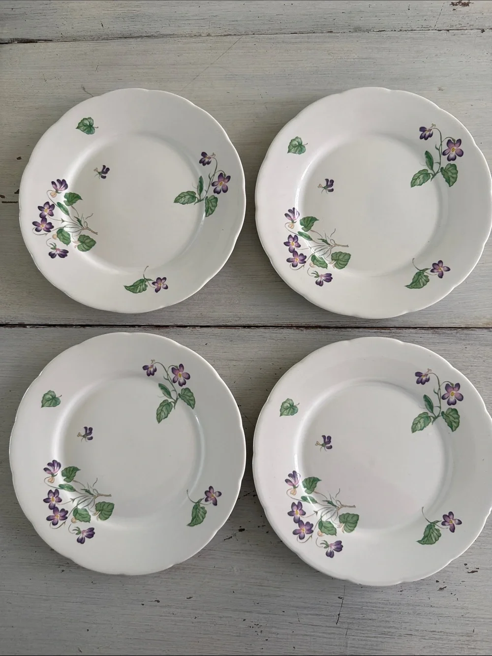 Lenox Spring Violets Salad Plates with Purple Violet Floral Motif - Set of 4